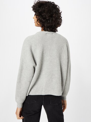 Cardigan 'Kimberly' ABOUT YOU en gris