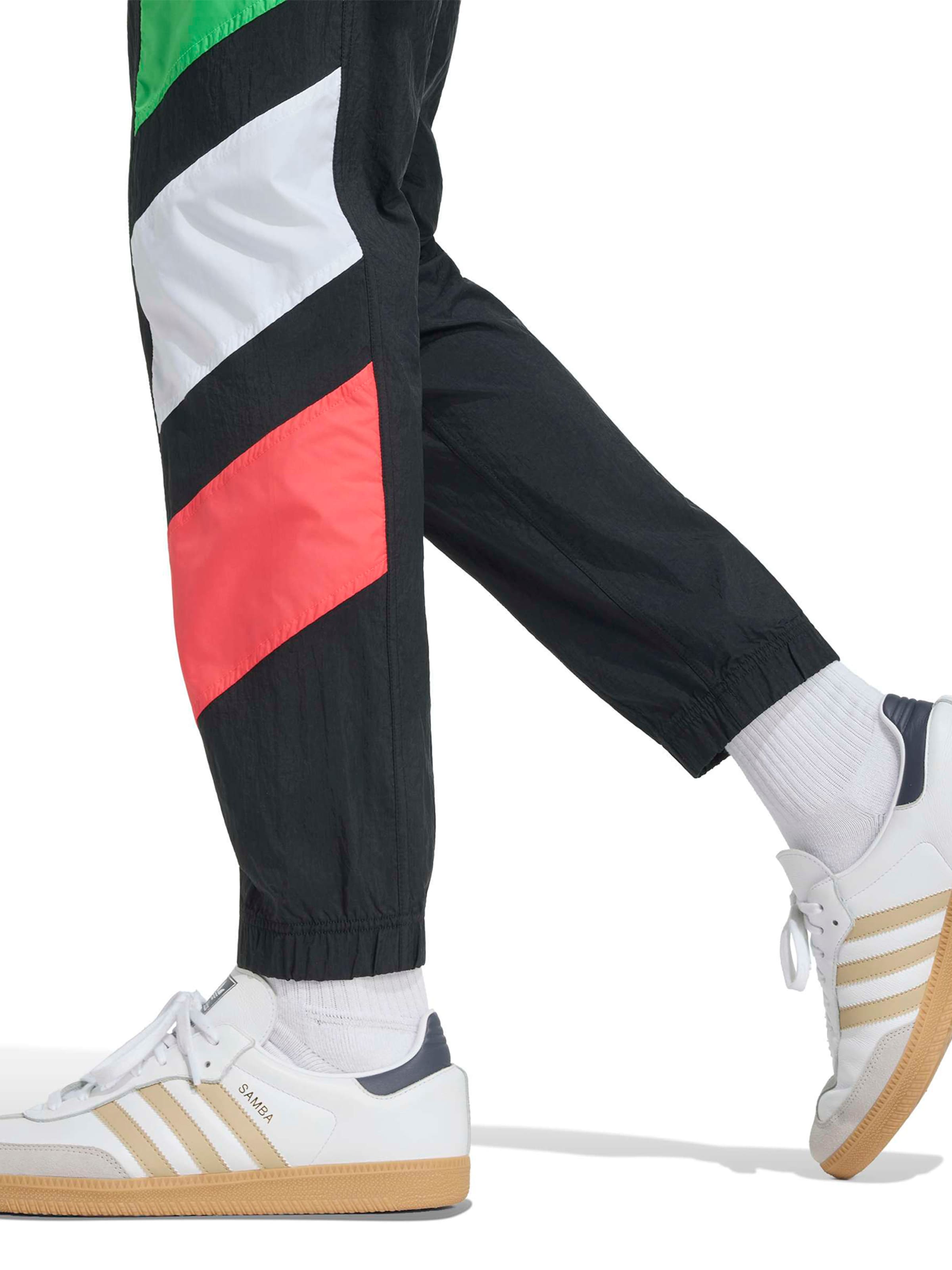 ADIDAS PERFORMANCE - Tapered Pantalón deportivo 'FMF EQT' en negro