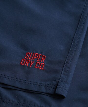 Shorts de bain 'Essential' Superdry en bleu