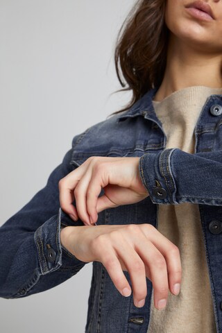ICHI - Chaqueta de entretiempo 'STAMPE JA' en azul