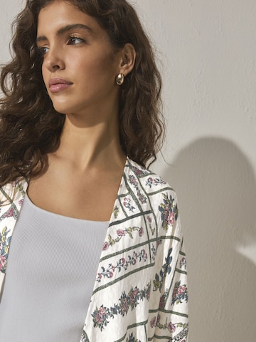 Next Kimono in Beige