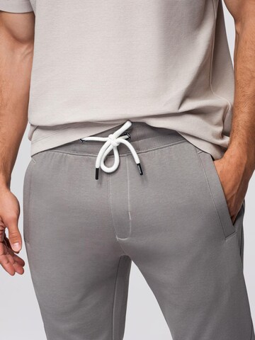 regular Pantaloni sportivi di Ombre in grigio