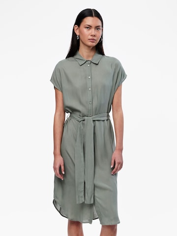 Abito camicia 'NYA' di PIECES in verde: frontale