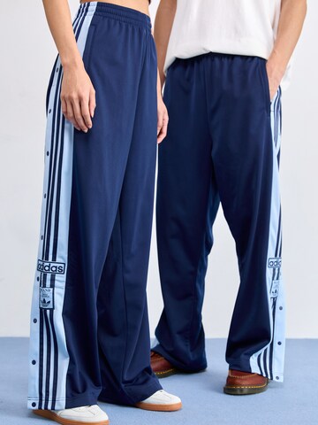 ADIDAS ORIGINALS Свободный крой Штаны 'Adibreak' в Синий: спереди