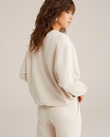WE Fashion Pullover in Beige