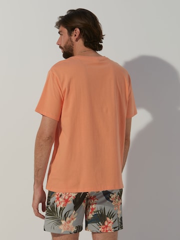 ABOUT YOU x Alvaro Soler - Camiseta 'Rocco' en naranja