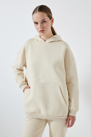 Touche Prive Joggingpak in Beige