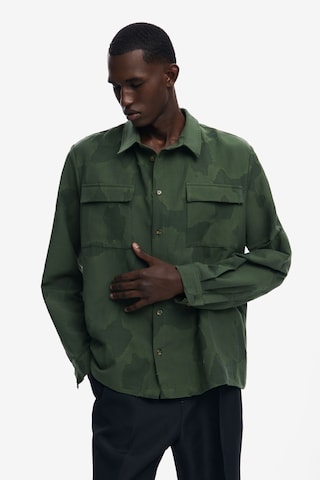 Desigual Regular fit Button Up Shirt in Green: front