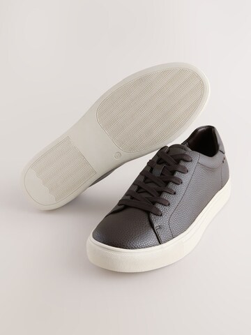 Baskets basses Next en marron