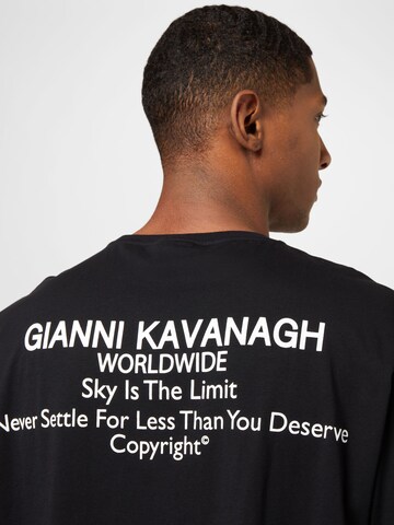 Tricou de la Gianni Kavanagh pe negru