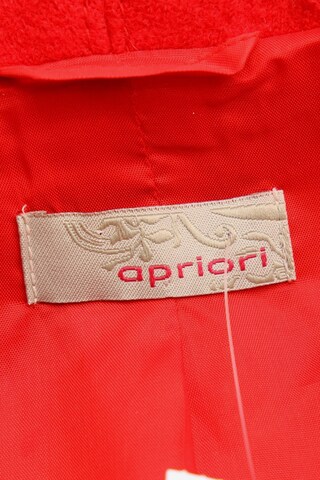 apriori Jacket & Coat in S in Red