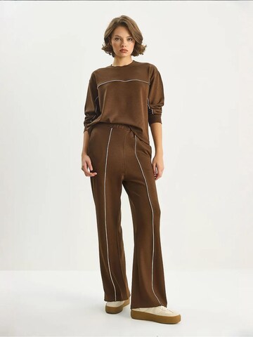 Bianco Lucci - Calças de fato em castanho