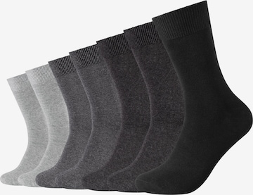 camano Socks in Grey: front