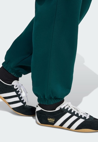 ADIDAS ORIGINALS Tapered Hose 'Essentials' in Grün