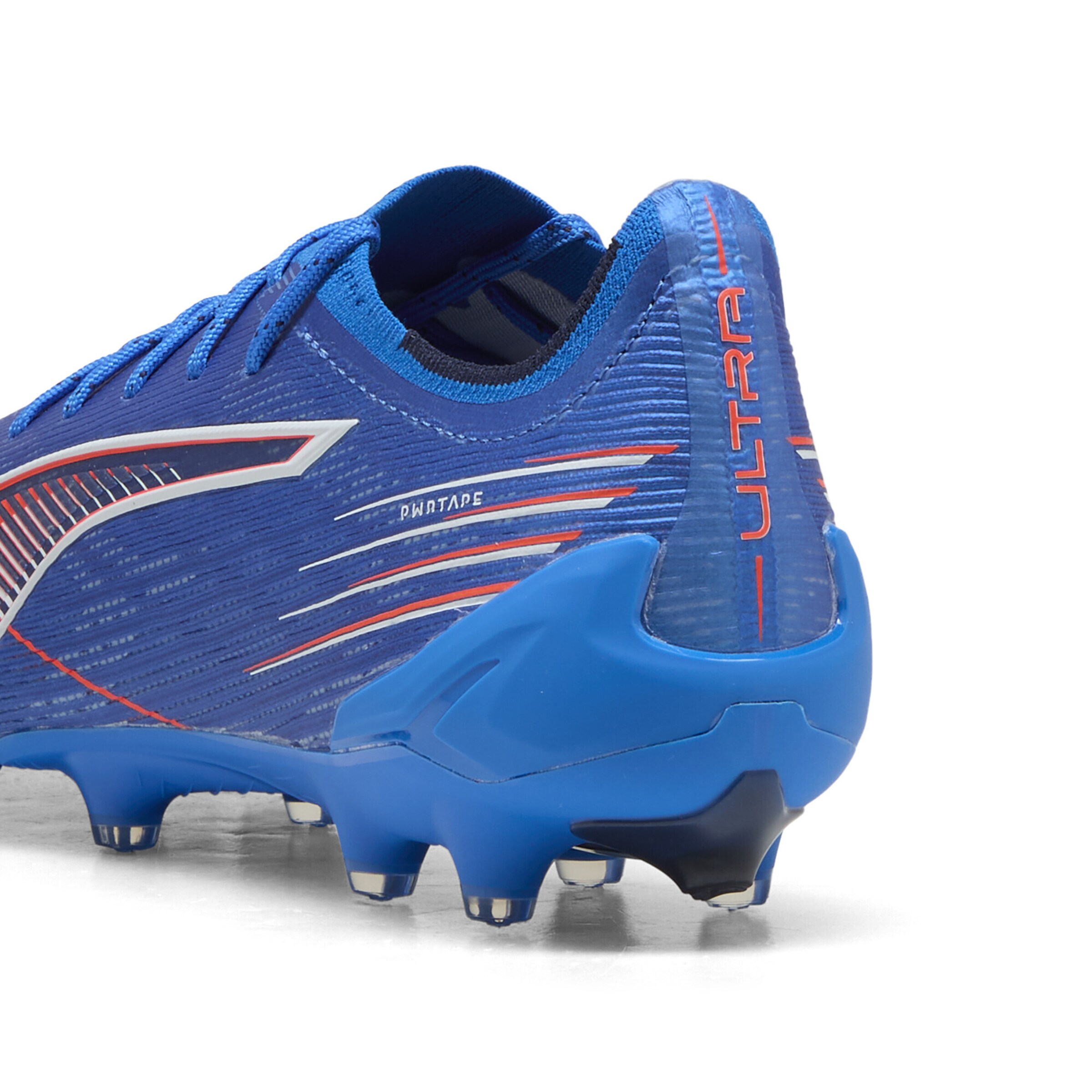 PUMA Soccer shoe 'Ultra 6 Ultimate' in Blue