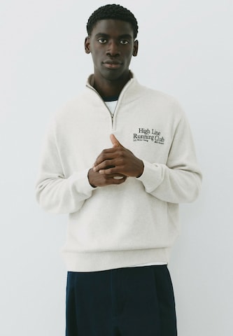 Pull&Bear Sweater in Grey: front