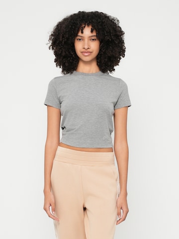 GUESS Póló - szürke: elől