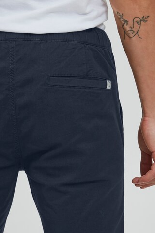 11 Project Regular Chino Pants 'Louis' in Blue