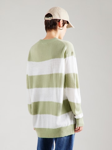ABOUT YOU - Pullover 'Camille' em verde