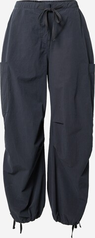 Pantaloni cargo 'Skyler' di WEEKDAY in blu: frontale