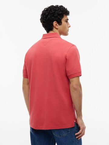 Tommy Jeans Μπλουζάκι 'Essential' σε κόκκινο