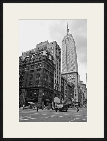 Liv Corday Image 'Empire State Building' in Grey: front