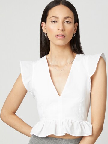 Liz Kaeber Top in White: front