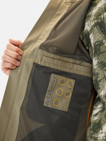 CAMEL ACTIVE Jacke aus recyceltem Polyester in Grün