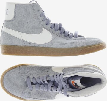 NIKE Sneakers & Trainers in 38 in Grey: front