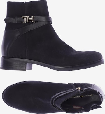 TOMMY HILFIGER Stiefelette 38 in Schwarz: predná strana