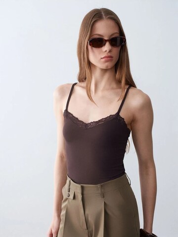 Dilvin Top in Black