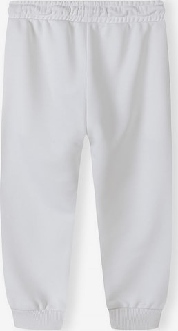 MINOTI Zwężany krój Spodnie w kolorze biały