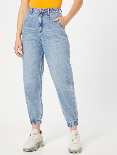 Pantaloni cu cute ONLY pe albastru deschis, Vizualizare model