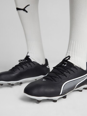 PUMA Soccer Cleats 'King Pro' in Black: front