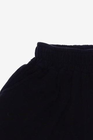 The Frankie Shop Shorts in M in Black