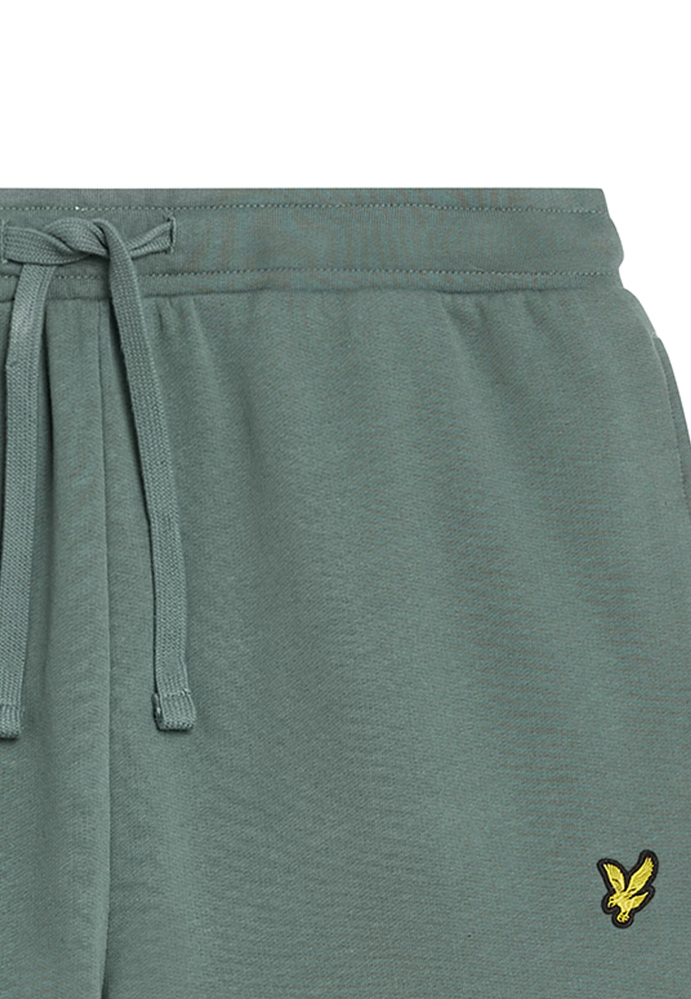 Lyle & Scott Regular Trousers in Green