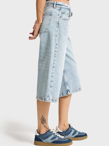 IT'S BASIC Regular Jeans 'BERMUDA DENIM SHORT' in Blauw