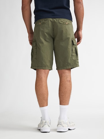 Petrol Industries - regular Pantalón cargo en verde