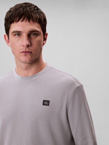 Calvin Klein Jeans Футболка в Серый