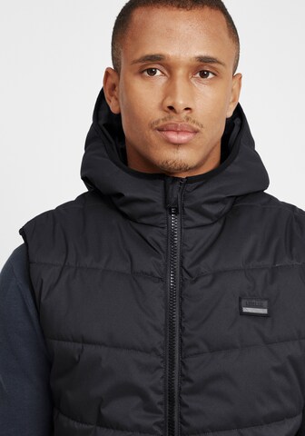 !Solid Vest 'Atsu' in Black