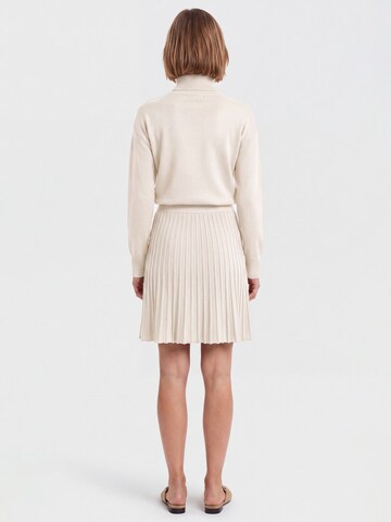 APART Strickkleid in Beige