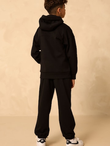 Next Jogginganzug in Schwarz