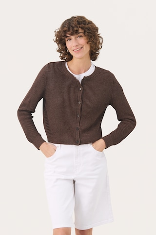 Part Two Strickjacke 'GigiaPW' in Braun: Vorderseite