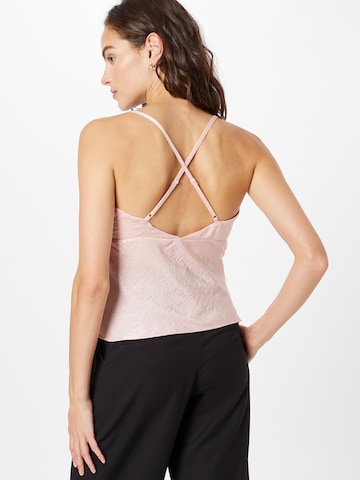 Haut Nasty Gal en rose