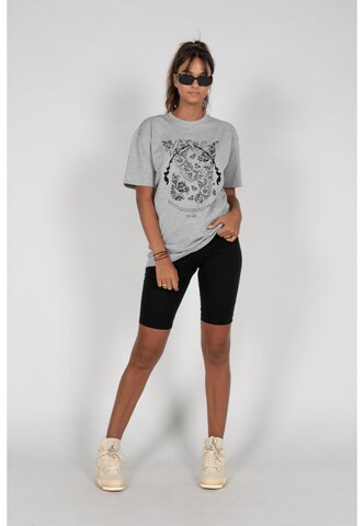 T-shirt oversize 'Paisley' MJ Gonzales en gris : devant