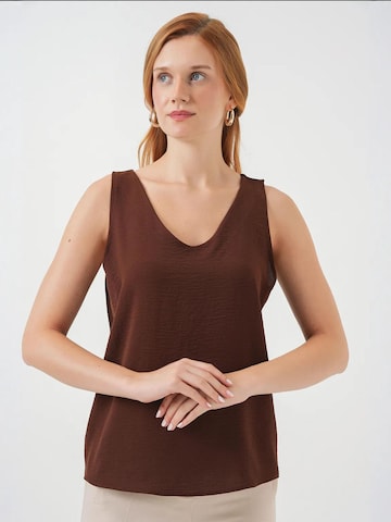 Bigdart Blouse in Bruin: voorkant