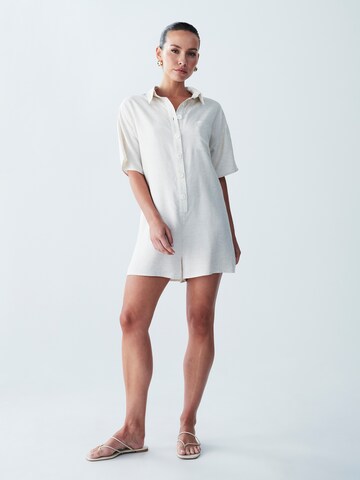 Tuta jumpsuit 'Amalfi' di St MRLO in beige: frontale