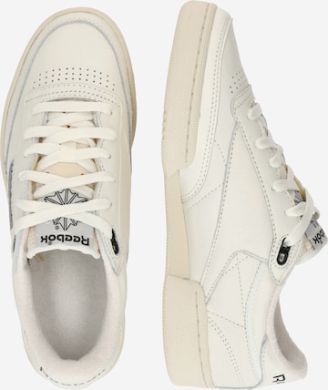 Baskets basses 'CLUB C 85 VINTAGE' Reebok en blanc