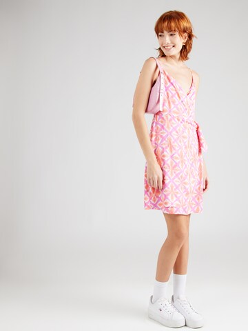 ONLY Καλοκαιρινό φόρεμα 'ONLALMA' σε ροζ: μπροστά