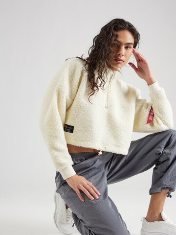 ALPHA INDUSTRIES Sweater in Beige